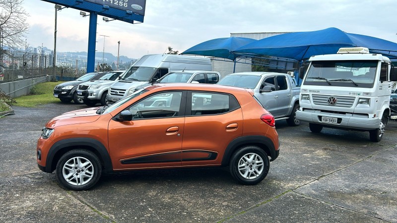 KWID 1.0 12V SCE FLEX INTENSE MANUAL - 2020 - FARROUPILHA