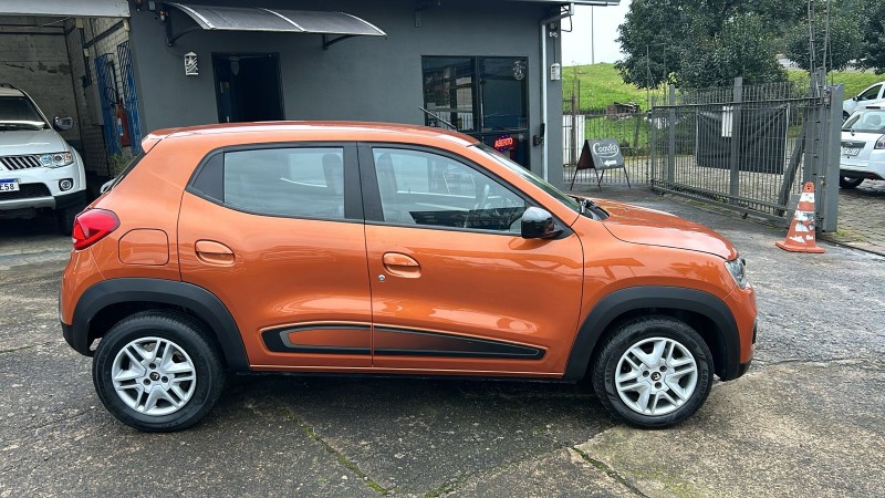 KWID 1.0 12V SCE FLEX INTENSE MANUAL - 2020 - FARROUPILHA