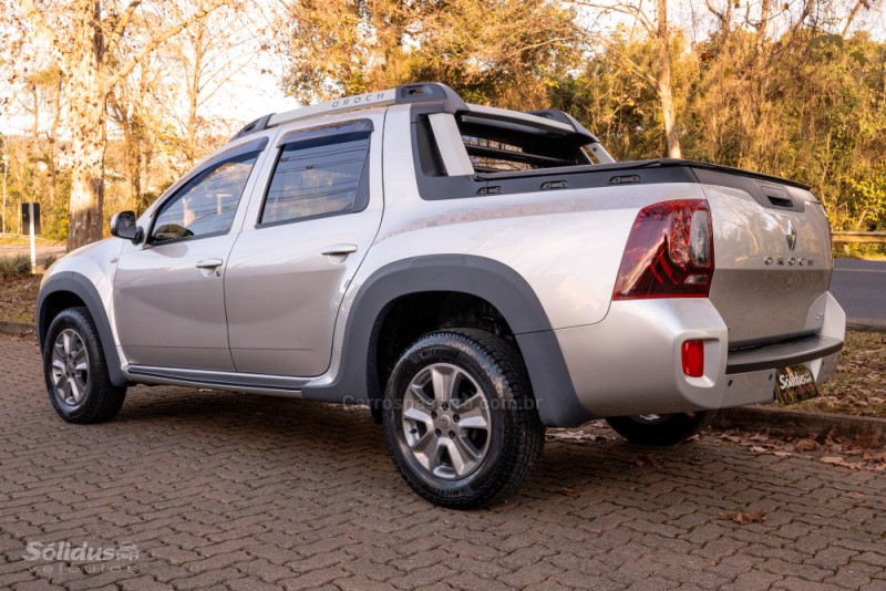 DUSTER OROCH 2.0 16V FLEX DYNAMIQUE 4P AUTOMÁTICO - 2020 - DOIS IRMãOS