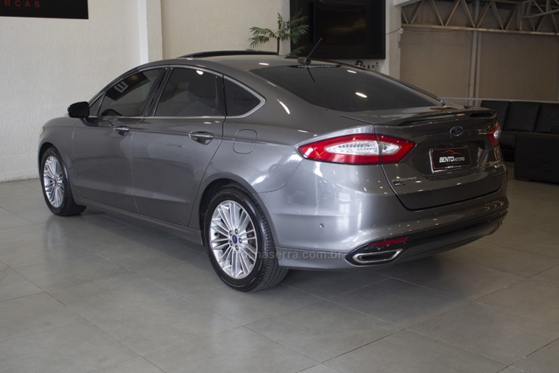 FUSION 2.0 TITANIUM AWD 16V GASOLINA 4P AUTOMÁTICO - 2014 - BENTO GONçALVES