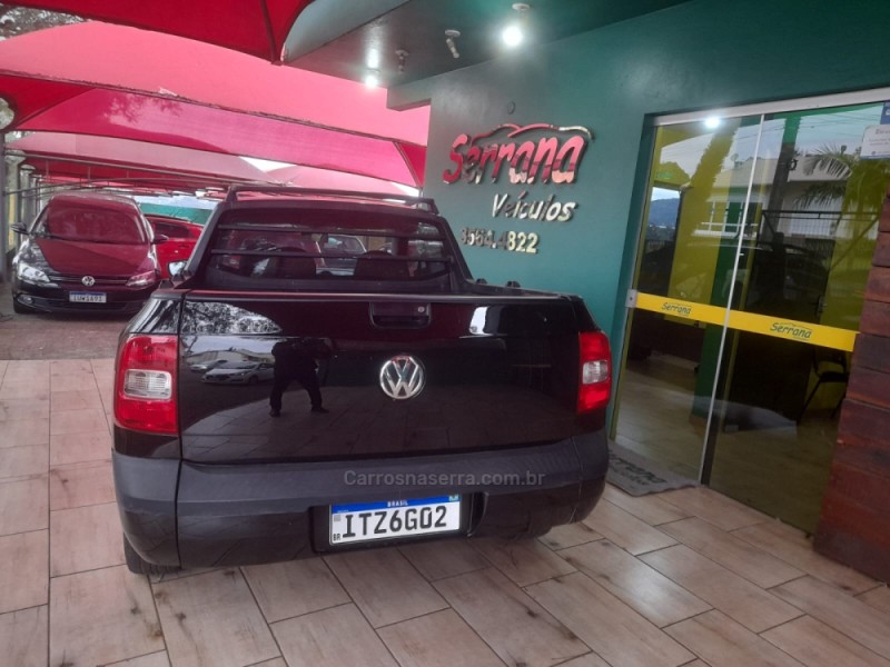 SAVEIRO 1.6 MI TREND CE 8V FLEX 2P MANUAL G.V - 2013 - DOIS IRMãOS