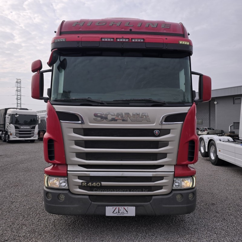 R-440 A 6X4 - 2012 - GARIBALDI