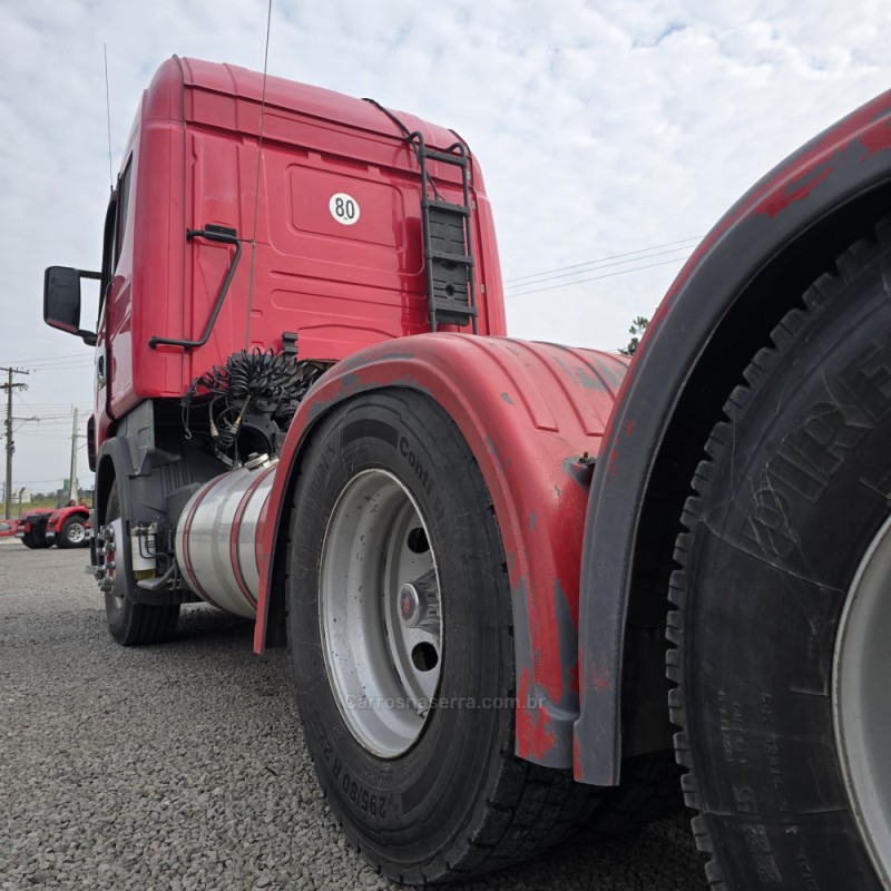 R-440 A 6X4 - 2012 - GARIBALDI