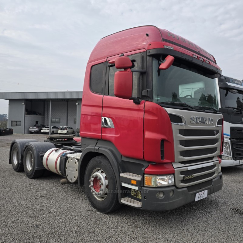 R-440 A 6X4 - 2012 - GARIBALDI