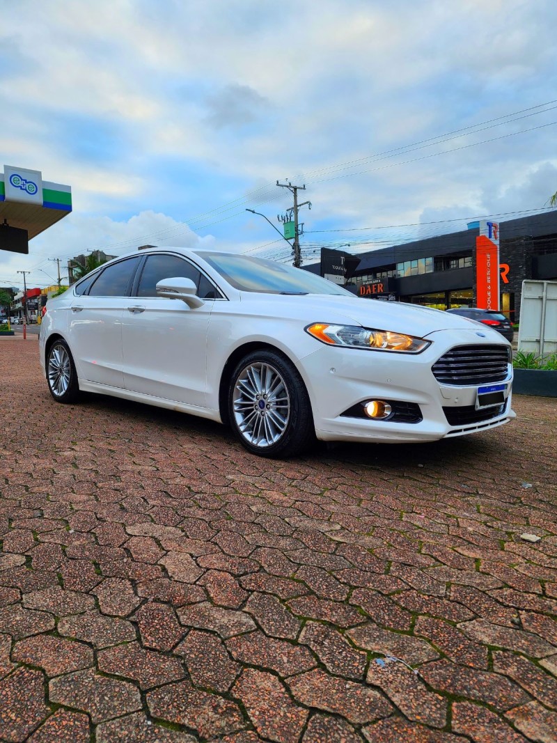 FUSION 2.0 TITANIUM AWD 16V GASOLINA 4P AUTOMÁTICO - 2015 - NOVO HAMBURGO