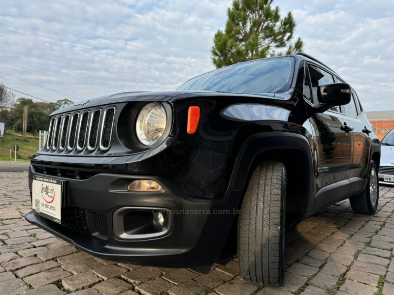 RENEGADE 1.8 16V FLEX LONGITUDE 4P AUTOMÁTICO - 2016 - SãO MARCOS