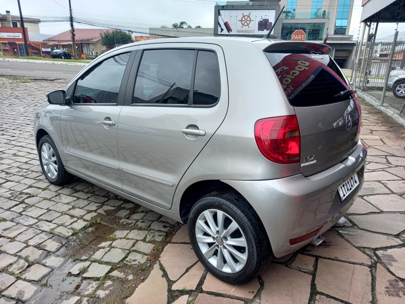 FOX 1.6 MI POWER I-MOTION 8V FLEX 4P AUTOMÁTICO - 2012 - CAXIAS DO SUL