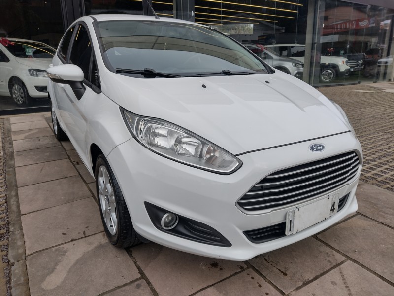 FIESTA 1.6 SE HATCH 16V FLEX 4P MANUAL - 2015 - CAXIAS DO SUL