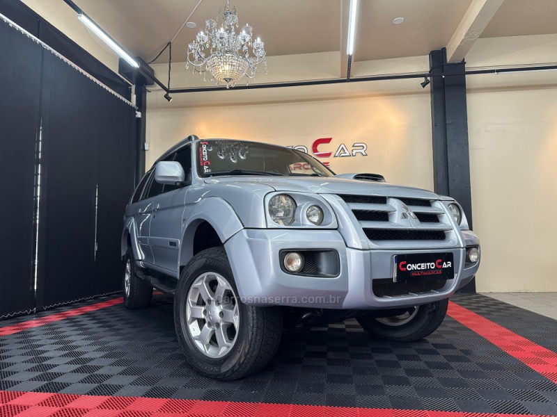 PAJERO SPORT 3.5 HPE 4X4 V6 24V FLEX 4P AUTOMÁTICO - 2011 - NOVO HAMBURGO