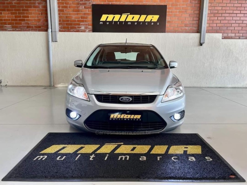 FOCUS 1.6 GLX 8V FLEX 4P MANUAL - 2012 - NOVO HAMBURGO