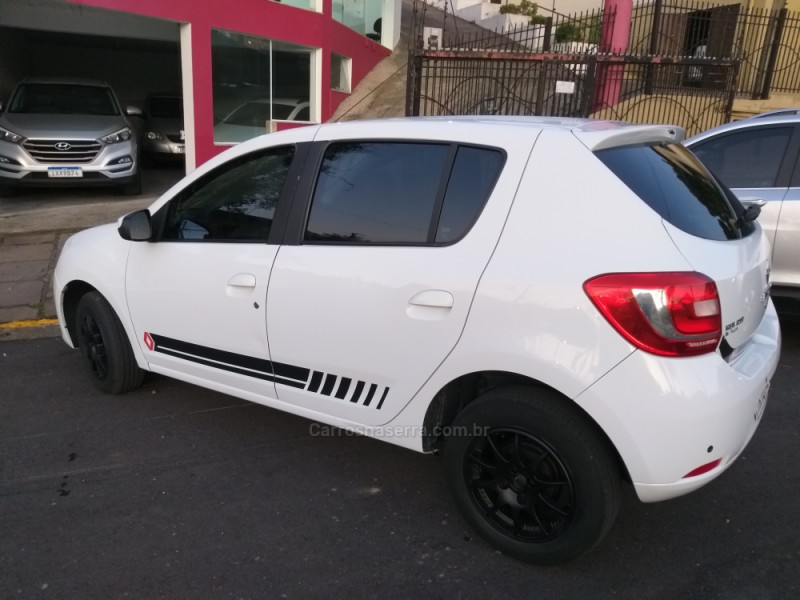 SANDERO 1.0 EXPRESSION 12V FLEX 4P MANUAL - 2015 - VERANóPOLIS