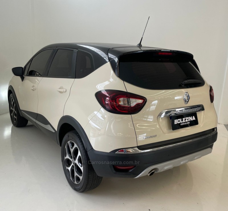 CAPTUR 1.6 16V FLEX INTENSE AUTOMÁTICO - 2018 - NOVO HAMBURGO