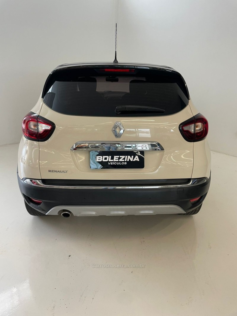 CAPTUR 1.6 16V FLEX INTENSE AUTOMÁTICO - 2018 - NOVO HAMBURGO