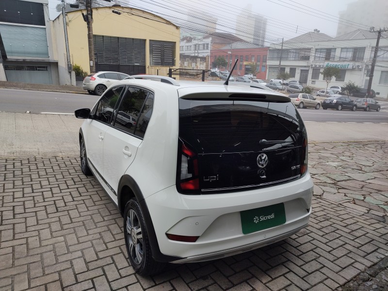 UP 1.0 TSI CROSS 12V FLEX 4P MANUAL - 2019 - CAXIAS DO SUL