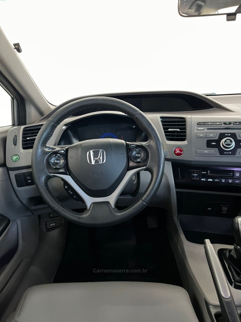 CIVIC 1.8 LX 16V GASOLINA 4P MANUAL - 2014 - NOVO HAMBURGO