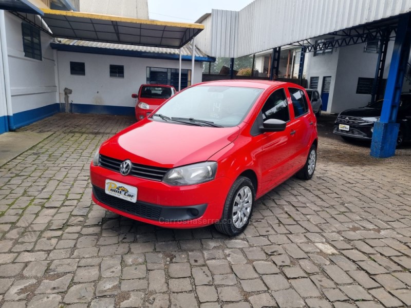 FOX 1.6 MI 8V FLEX 4P MANUAL - 2013 - VACARIA