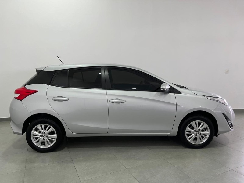 YARIS 1.3 16V FLEX XL PLUS TECH MULTIDRIVE17 - 2019 - FARROUPILHA