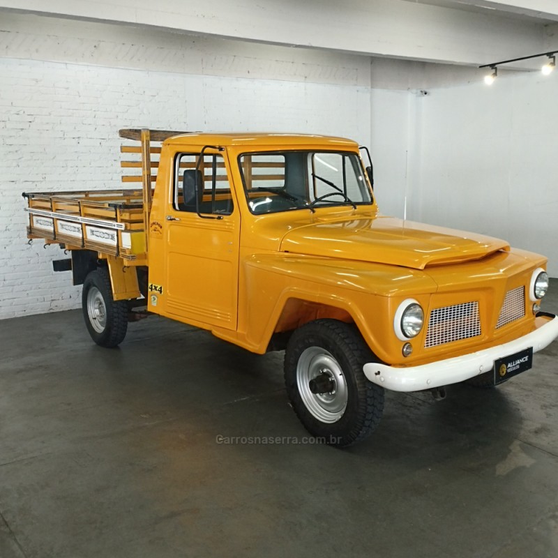 F-75 2.3 4X4 PICK-UP MANUAL - 1977 - CAXIAS DO SUL