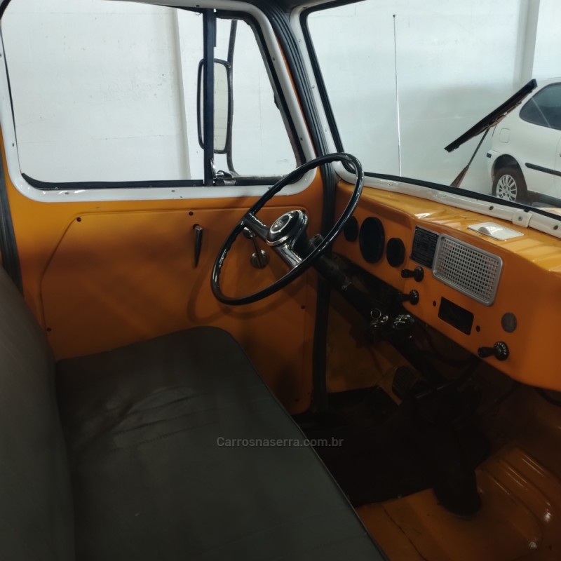 F-75 2.3 4X4 PICK-UP MANUAL - 1977 - CAXIAS DO SUL