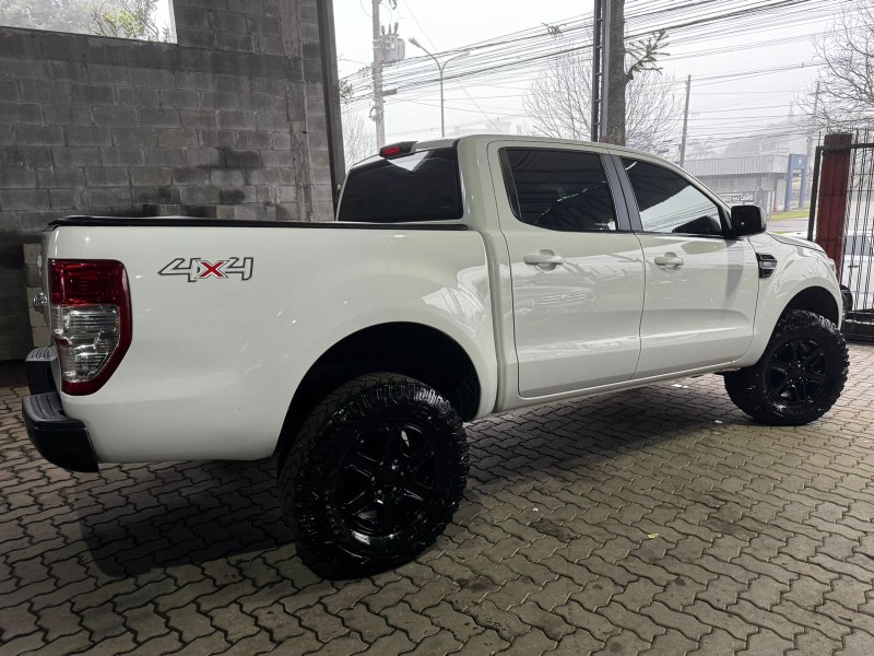 RANGER 2.2 XLS 4X4 CD 16V DIESEL 4P MANUAL - 2019 - CAXIAS DO SUL