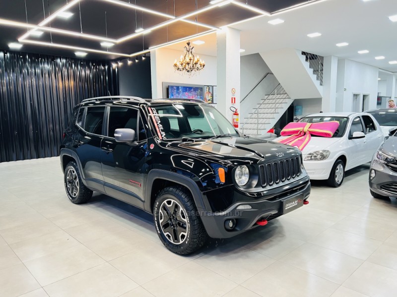 RENEGADE 2.0 16V TURBO DIESEL TRAILHAWK 4P 4X4 AUTOMÁTICO