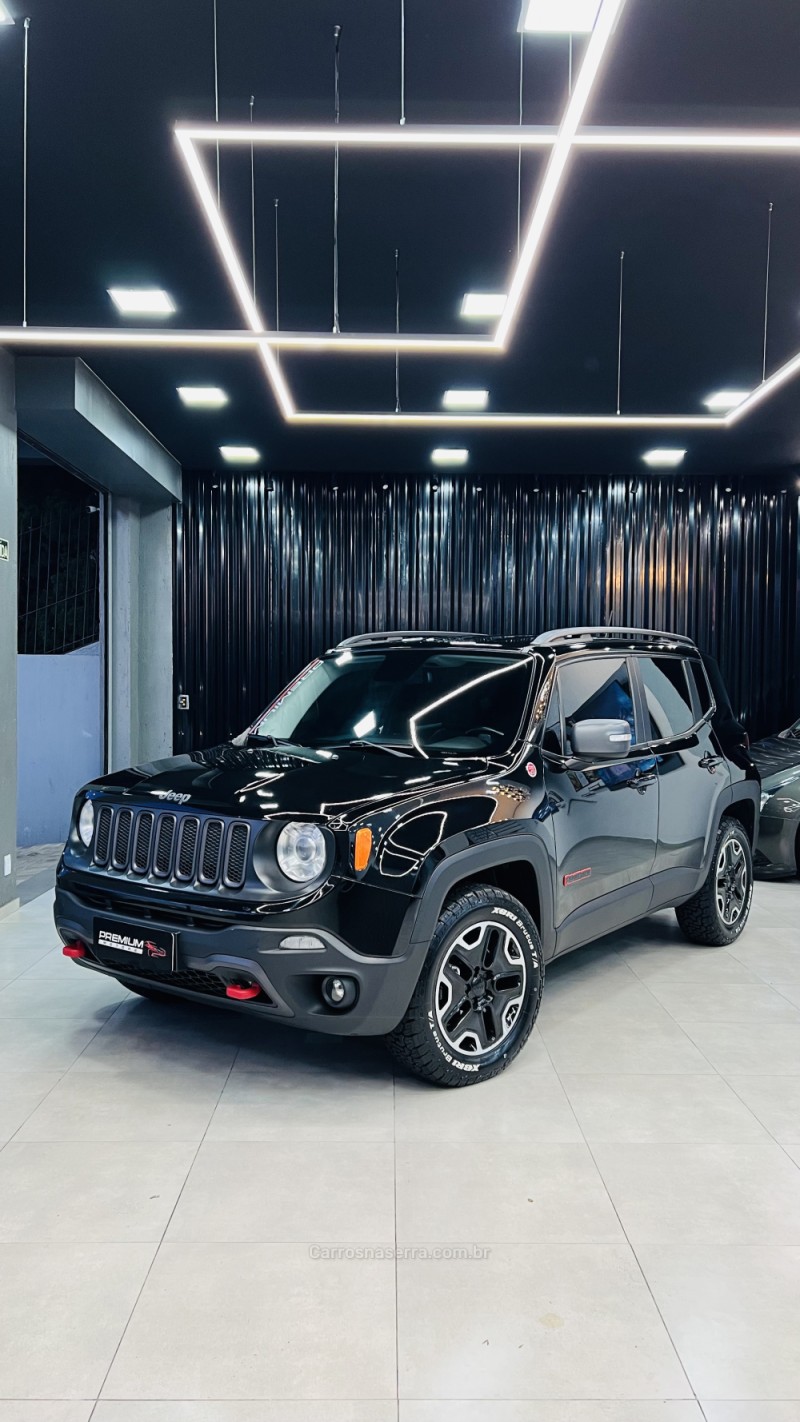 RENEGADE 2.0 16V TURBO DIESEL TRAILHAWK 4P 4X4 AUTOMÁTICO - 2016 - DOIS IRMãOS