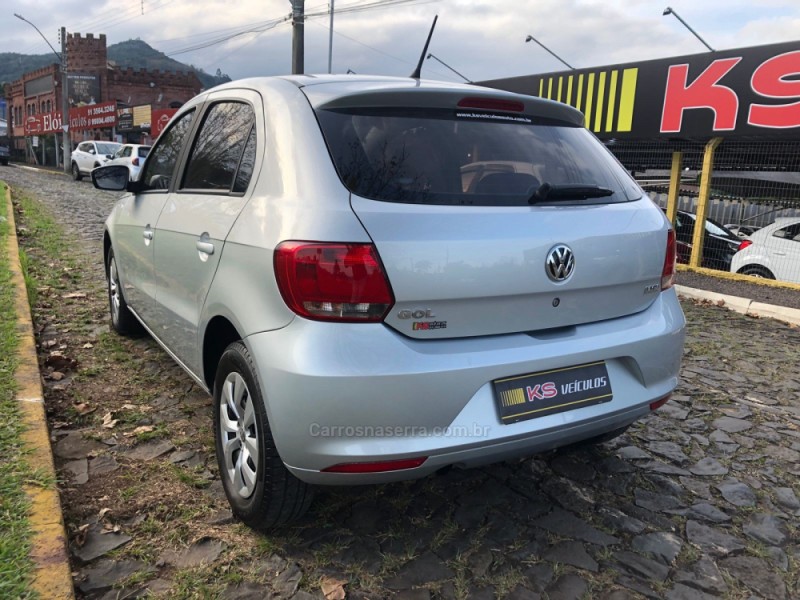 GOL 1.6 MI TRENDLINE 8V FLEX 4P MANUAL - 2016 - DOIS IRMãOS