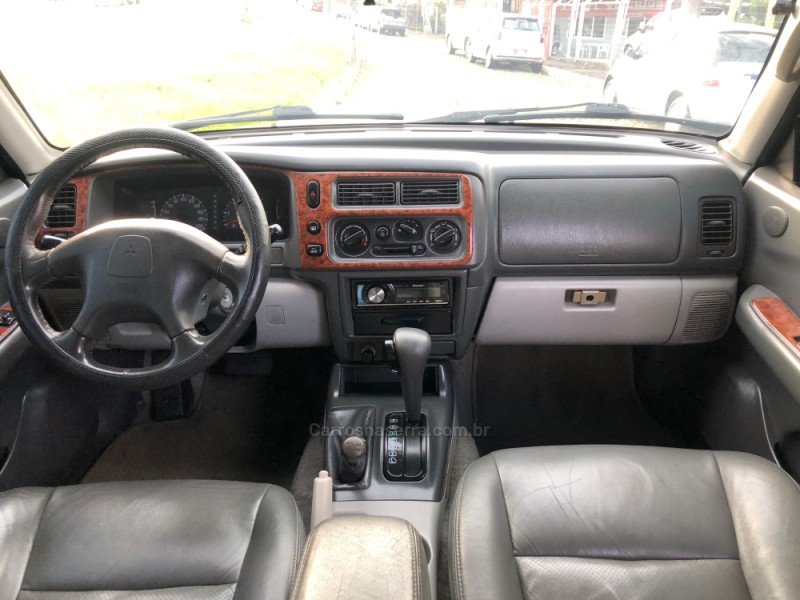 PAJERO SPORT 2.8 4X4 8V TURBO INTERCOOLER DIESEL 4P AUTOMÁTICO - 2002 - DOIS IRMãOS