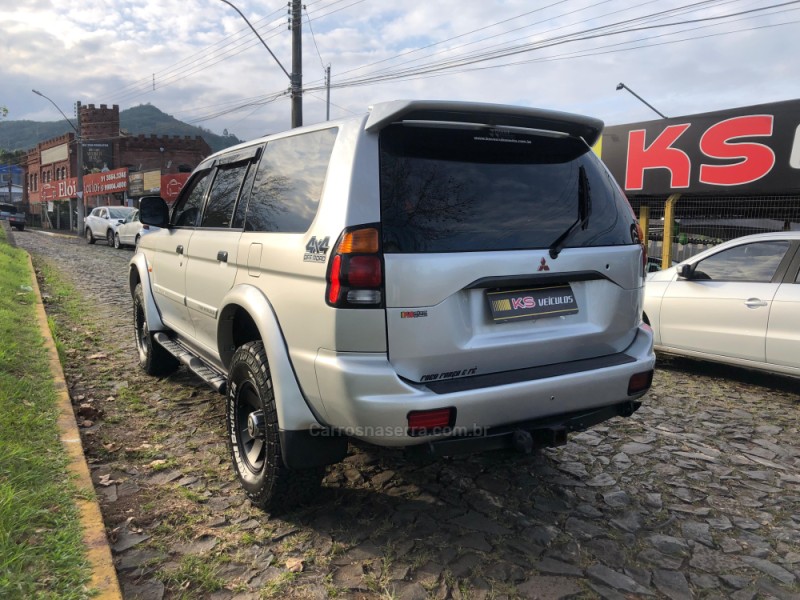 PAJERO SPORT 2.8 4X4 8V TURBO INTERCOOLER DIESEL 4P AUTOMÁTICO - 2002 - DOIS IRMãOS