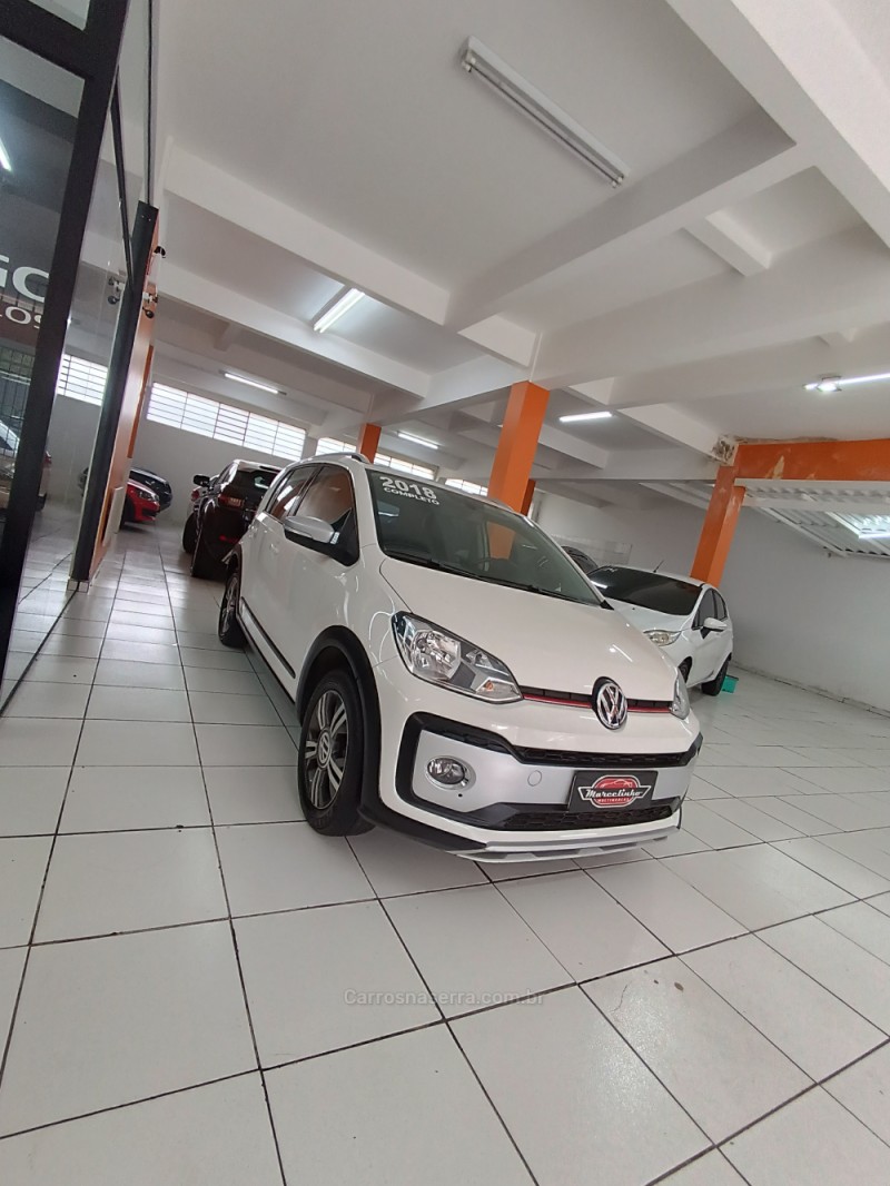 UP 1.0 TSI CROSS 12V FLEX 4P MANUAL - 2018 - CAXIAS DO SUL