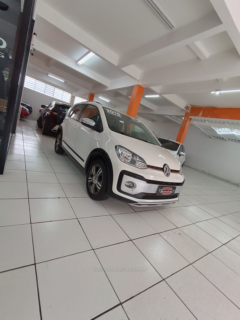 UP 1.0 TSI CROSS 12V FLEX 4P MANUAL - 2018 - CAXIAS DO SUL