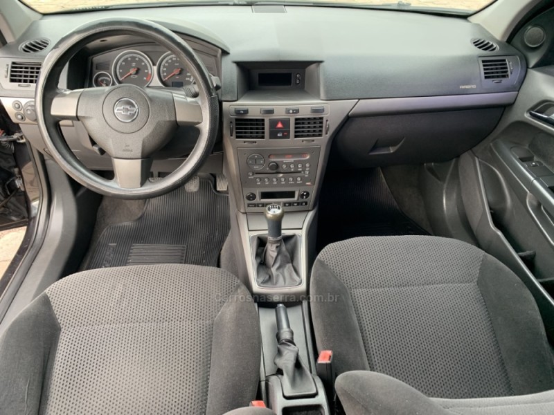 VECTRA 2.0 MPFI GT HATCH 8V FLEX 4P MANUAL - 2009 - GUAPORé