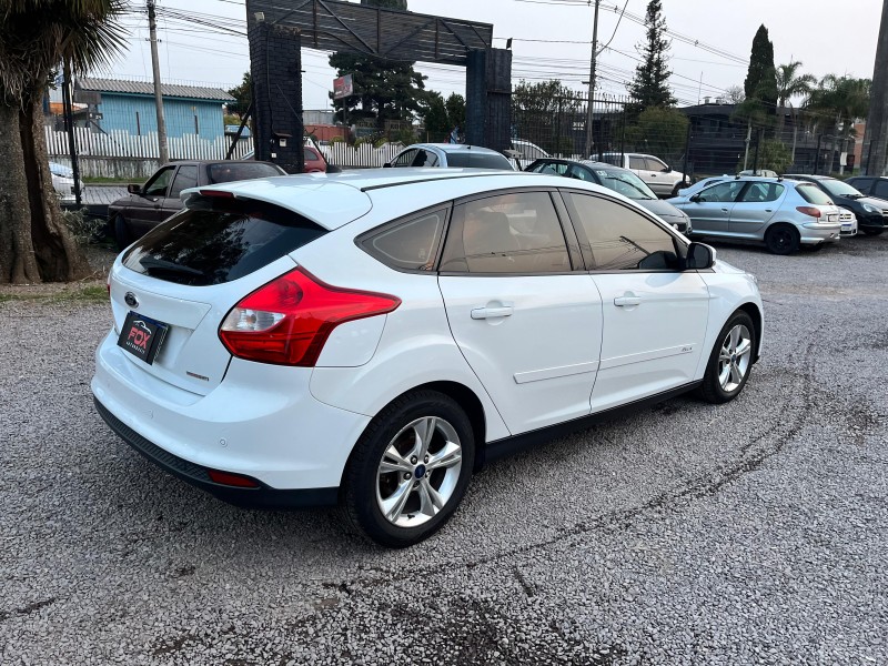 FOCUS 1.6 SE HATCH 16V FLEX 4P AUTOMÁTICO - 2015 - CAXIAS DO SUL