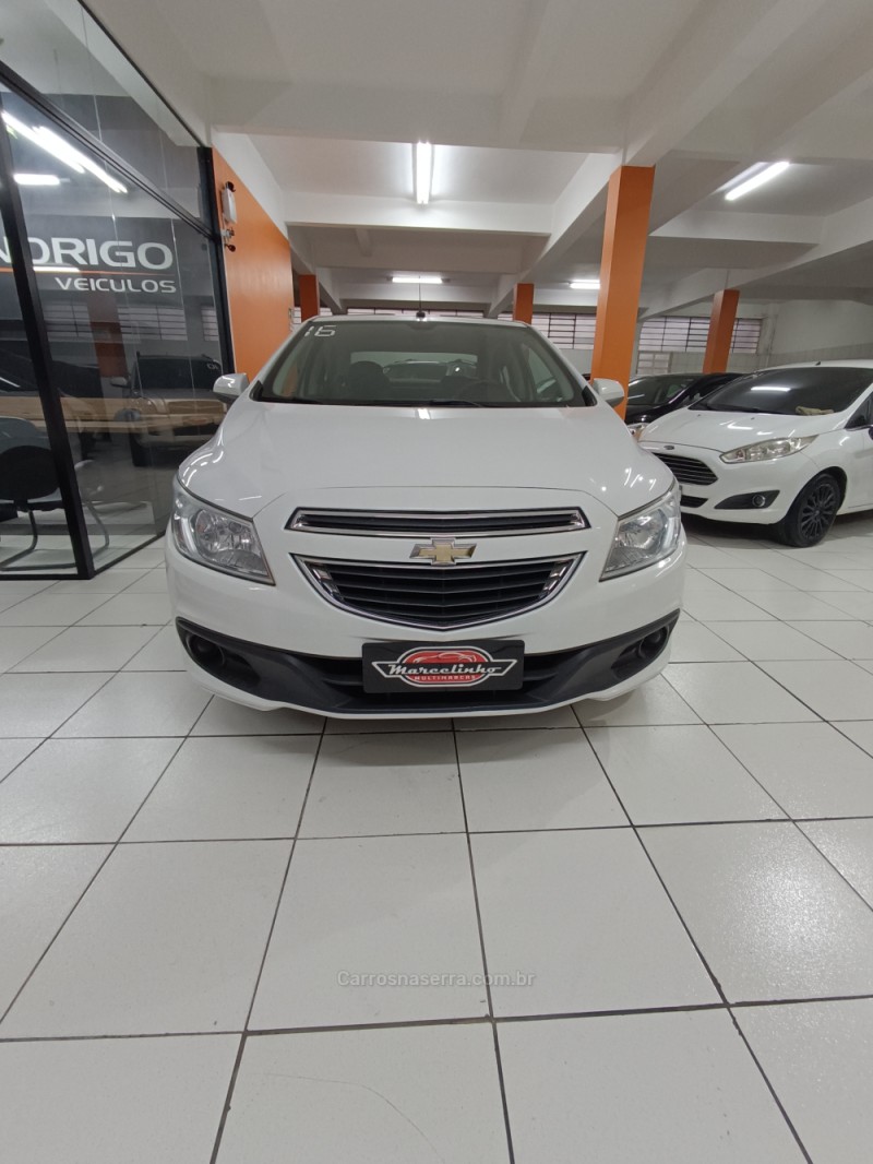 PRISMA 1.0 MPFI LT 8V FLEX 4P MANUAL - 2016 - CAXIAS DO SUL