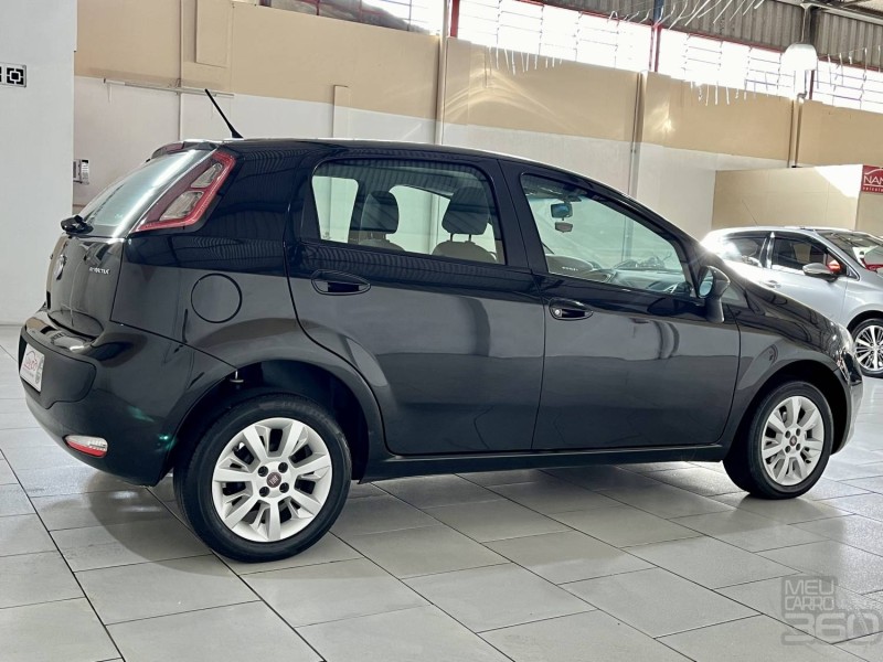 PUNTO 1.4 ATTRACTIVE 8V FLEX 4P MANUAL - 2013 - ESTâNCIA VELHA