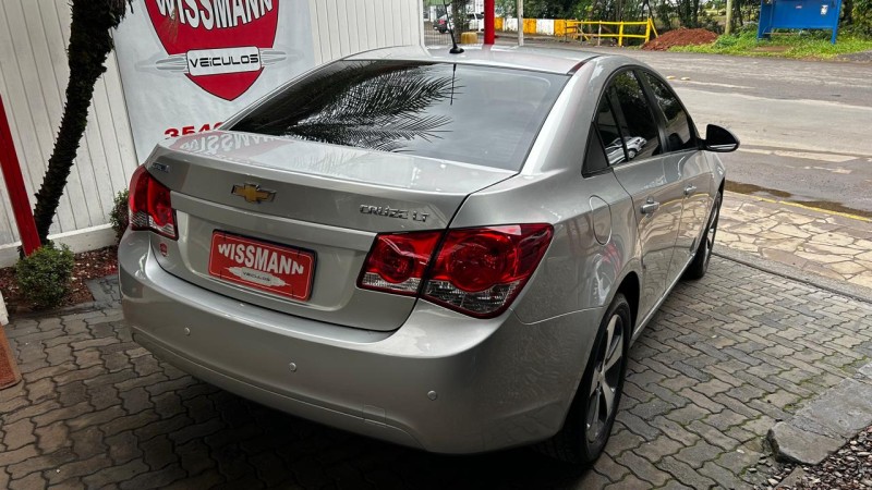 CRUZE 1.8 LT 16V FLEX 4P AUTOMÁTICO - 2014 - TRêS COROAS