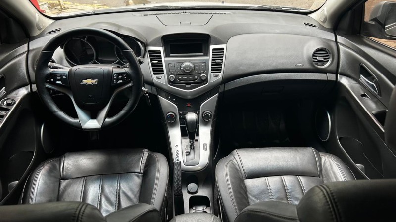 CRUZE 1.8 LT 16V FLEX 4P AUTOMÁTICO - 2014 - TRêS COROAS