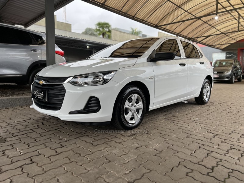 ONIX 1.0 12V FLEX 4P MANUAL - 2023 - BOM PRINCíPIO