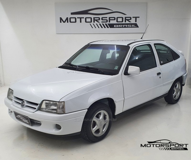 KADETT 2.0 MPFI GLS 8V GASOLINA 2P MANUAL