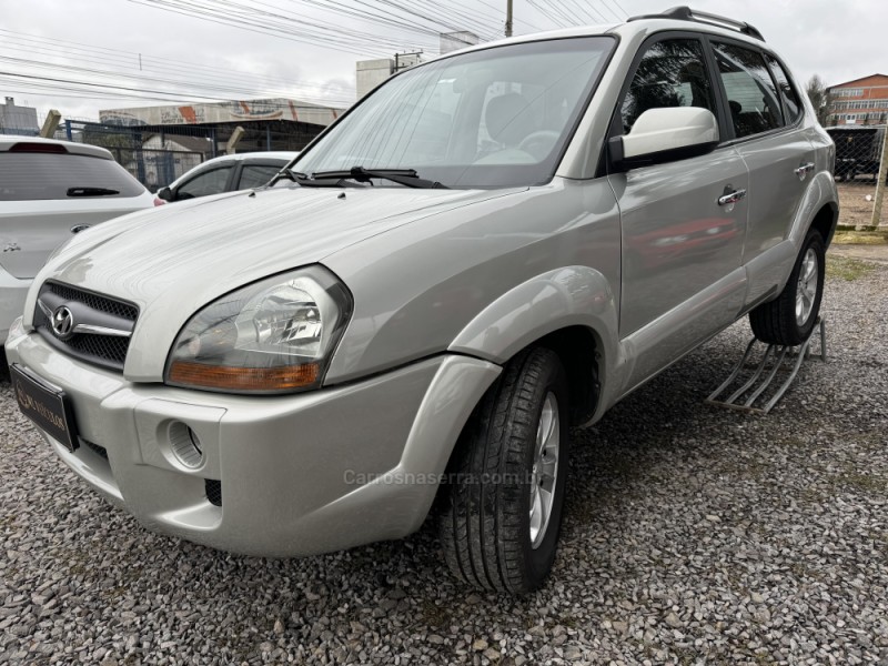 TUCSON 2.0 MPFI GLS 16V 143CV 2WD FLEX 4P AUTOMÁTICO - 2014 - CAXIAS DO SUL