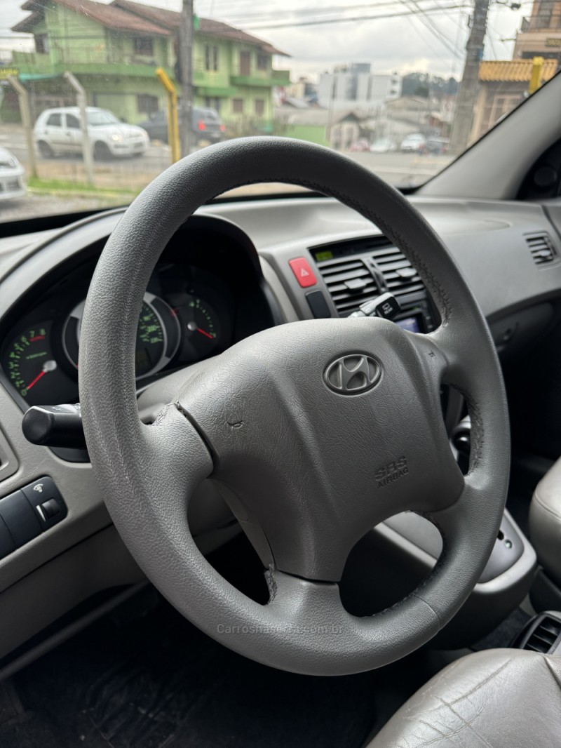 TUCSON 2.0 MPFI GLS 16V 143CV 2WD FLEX 4P AUTOMÁTICO - 2014 - CAXIAS DO SUL