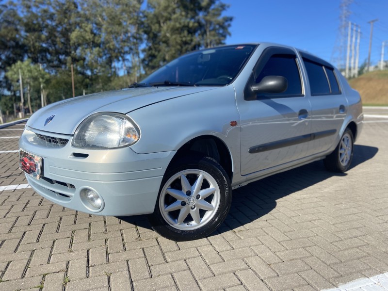 CLIO 1.0 RT 16V GASOLINA 4P MANUAL - 2002 - CAXIAS DO SUL