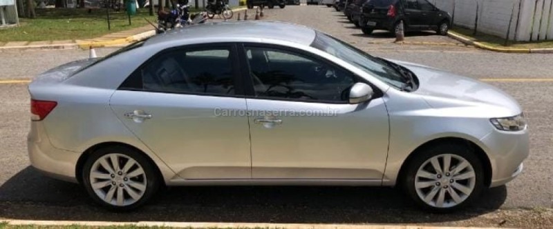 CERATO 1.6 SX3 16V GASOLINA 4P AUTOMÁTICO - 2013 - FARROUPILHA