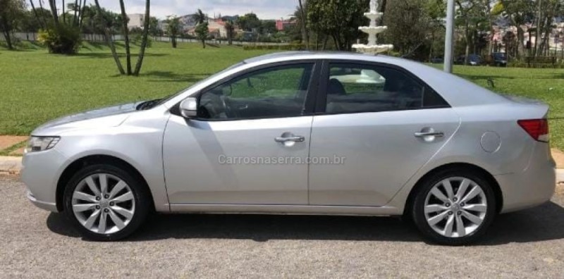 CERATO 1.6 SX3 16V GASOLINA 4P AUTOMÁTICO - 2013 - FARROUPILHA