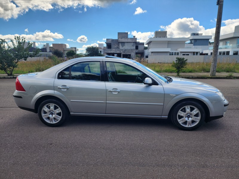 MONDEO 2.0 GHIA 16V GASOLINA 4P AUTOMÁTICO - 2004 - BENTO GONçALVES