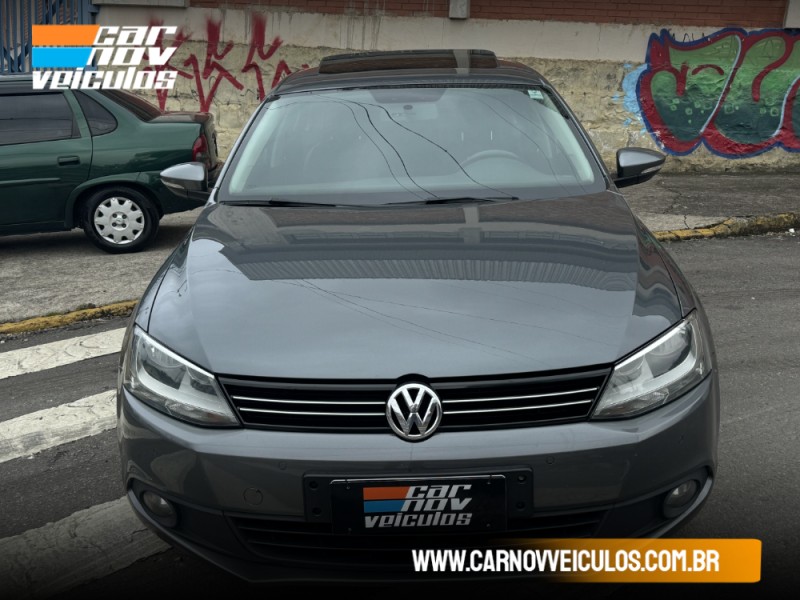 JETTA 2.0 COMFORTLINE FLEX 4P TIPTRONIC - 2013 - CAXIAS DO SUL