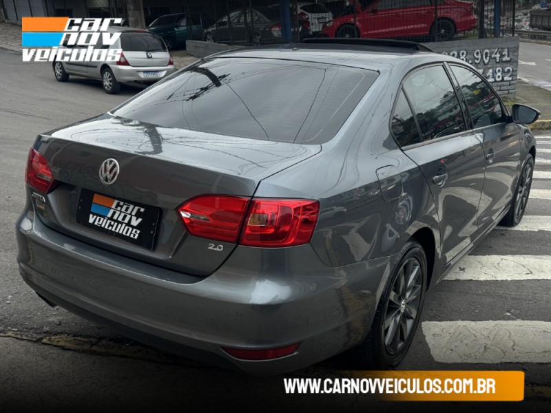 JETTA 2.0 COMFORTLINE FLEX 4P TIPTRONIC - 2013 - CAXIAS DO SUL