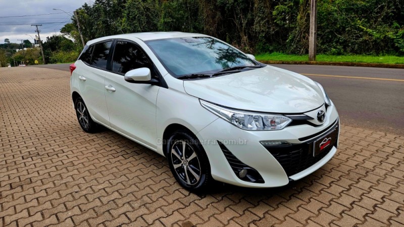 YARIS 1.5 XS 16V FLEX 4P AUTOMÁTICO - 2019 - IVOTI