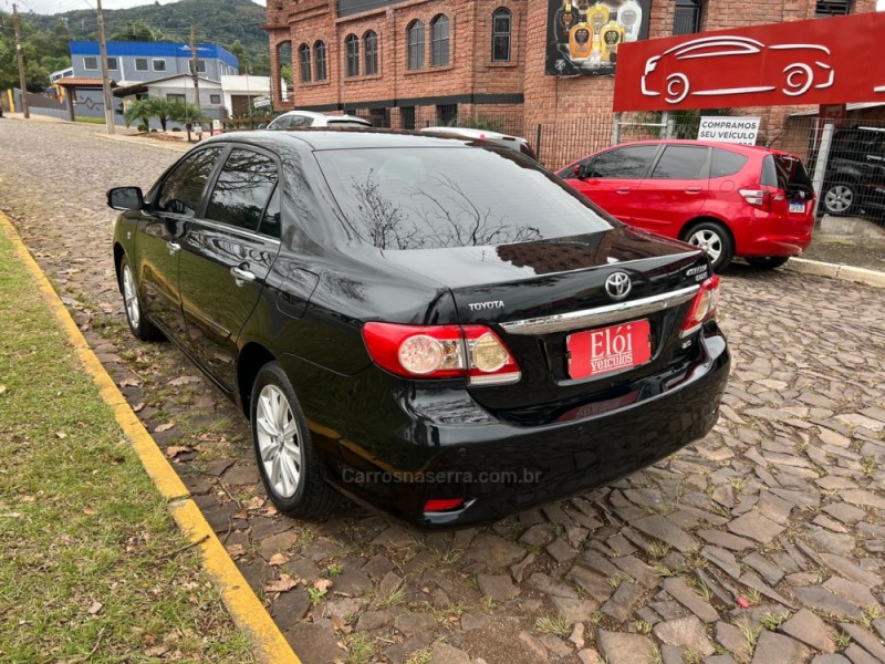 COROLLA 2.0 ALTIS 16V FLEX 4P AUTOMÁTICO - 2013 - DOIS IRMãOS