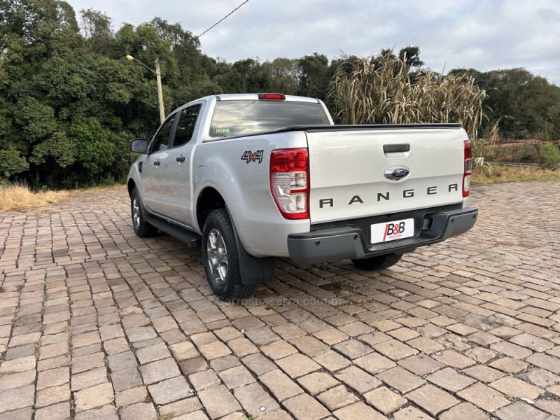 RANGER 2.2 XLS 4X4 CD 16V DIESEL 4P AUTOMÁTICO - 2018 - NOVA PRATA